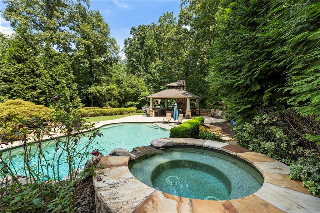 14700 Taylor Valley Way