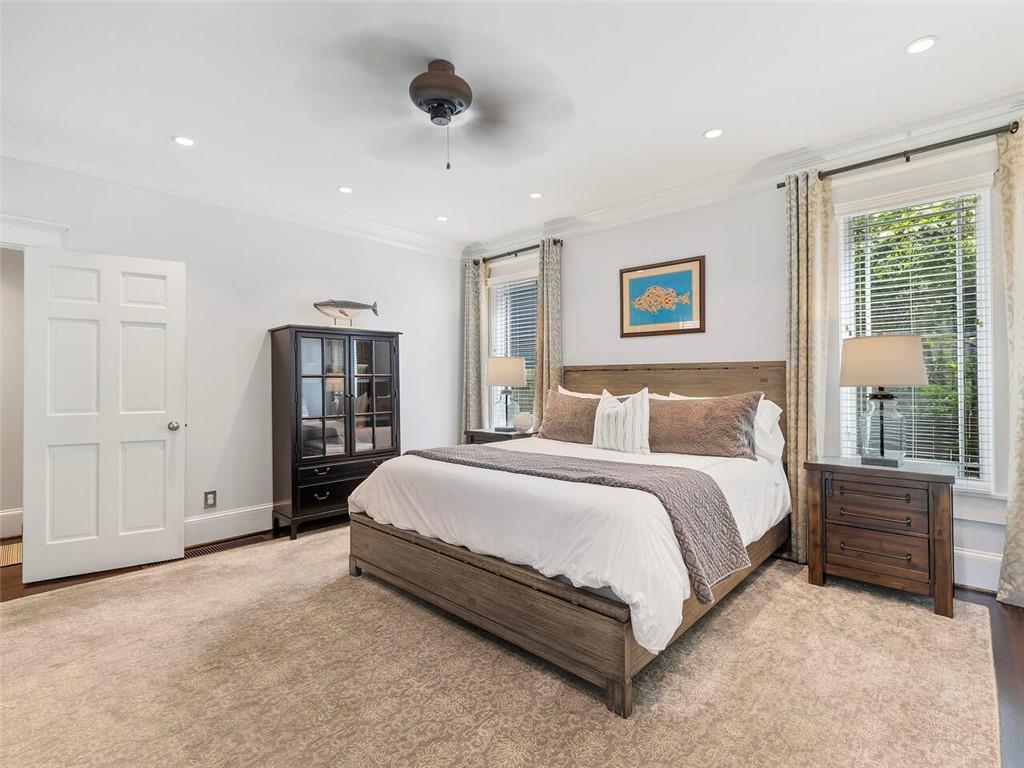 1910 Windemere Drive NE