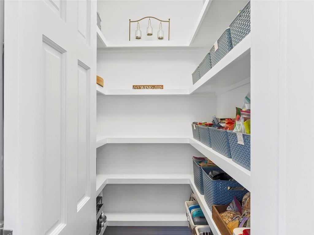 1910 Windemere Drive NE