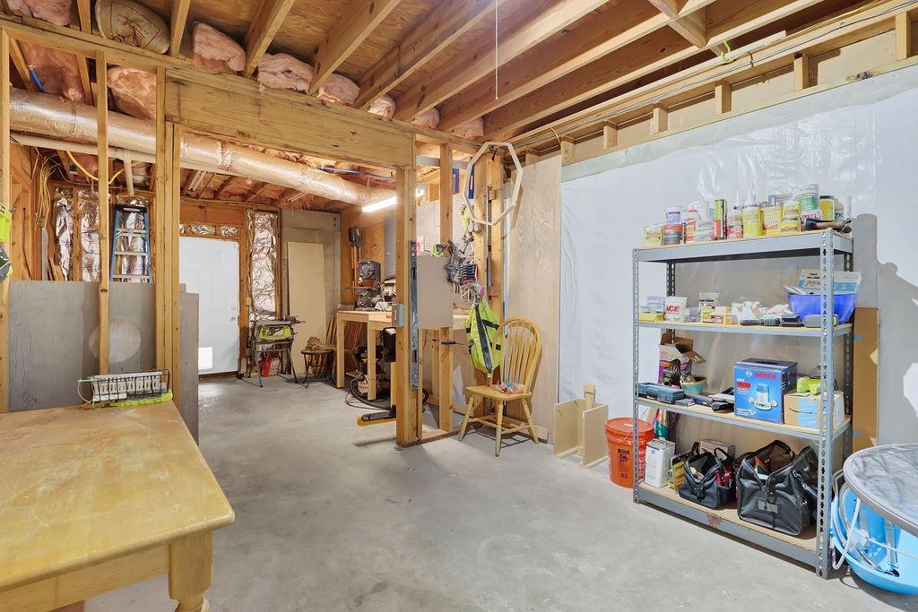 3767 Cliff Crest Drive SE