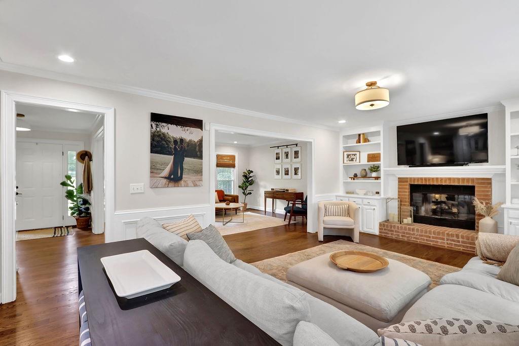 3767 Cliff Crest Drive SE