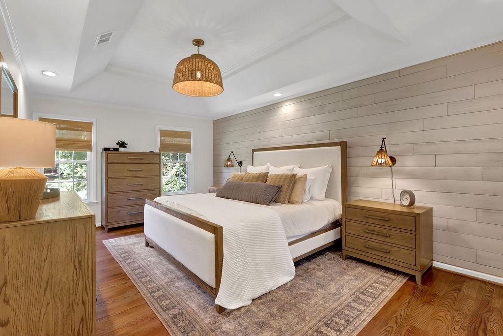 3767 Cliff Crest Drive SE