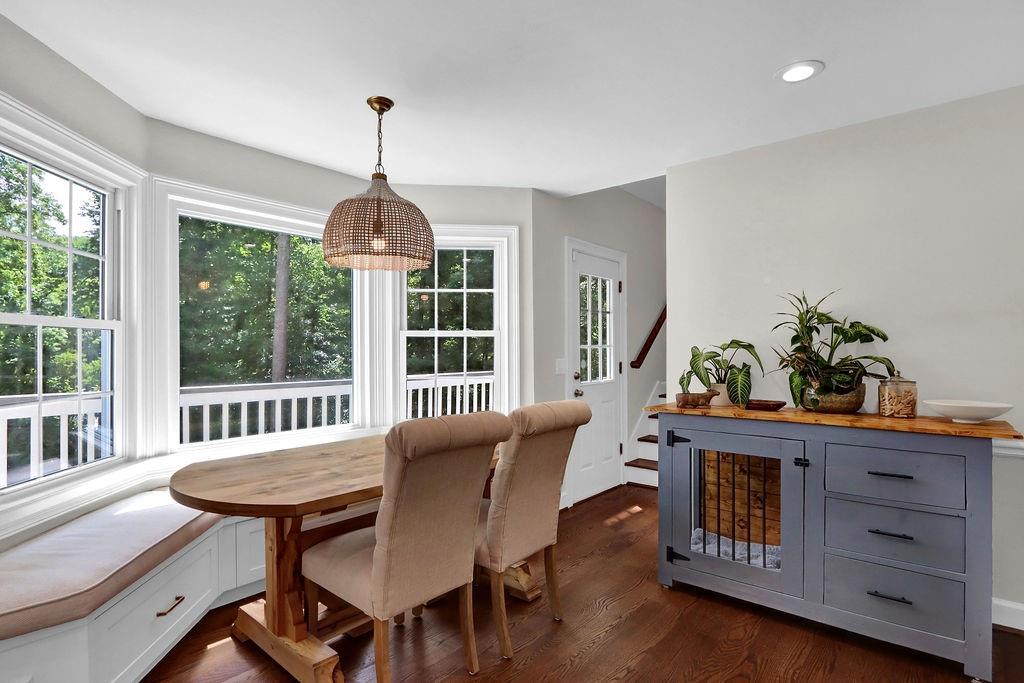 3767 Cliff Crest Drive SE