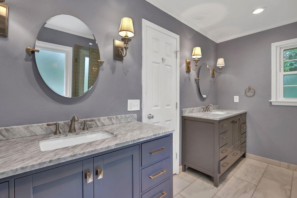 3767 Cliff Crest Drive SE