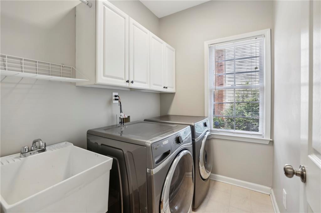 1985 Poppleford Lane