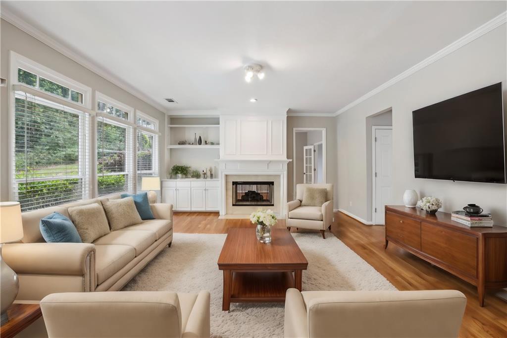 1985 Poppleford Lane