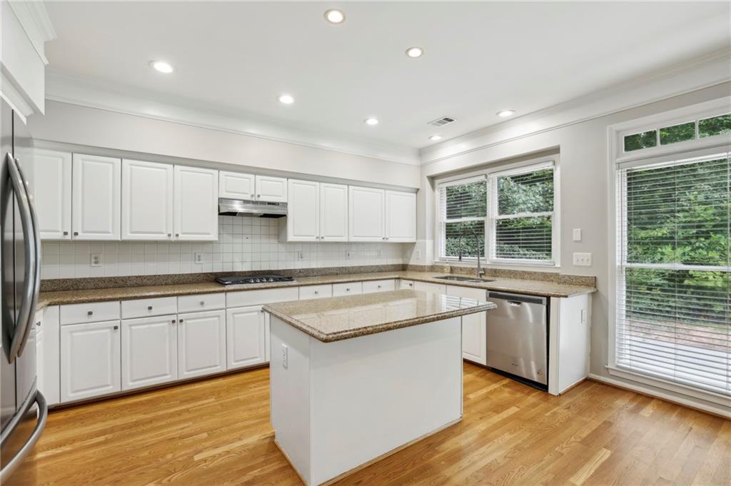 1985 Poppleford Lane