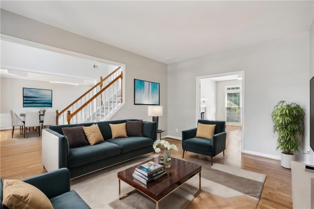 1985 Poppleford Lane