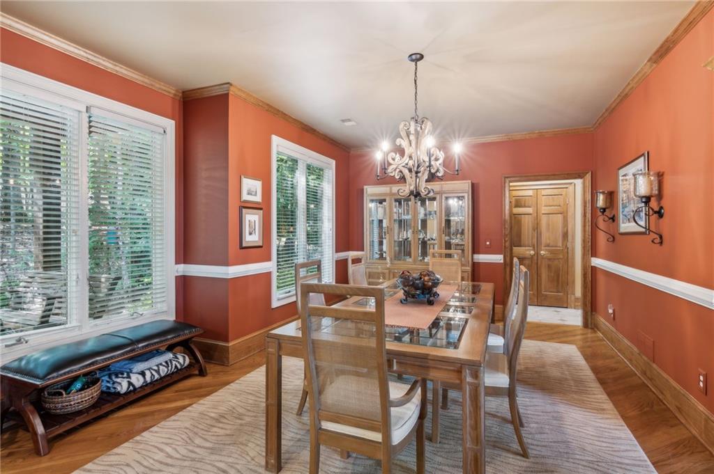 805 Wake Robin Drive