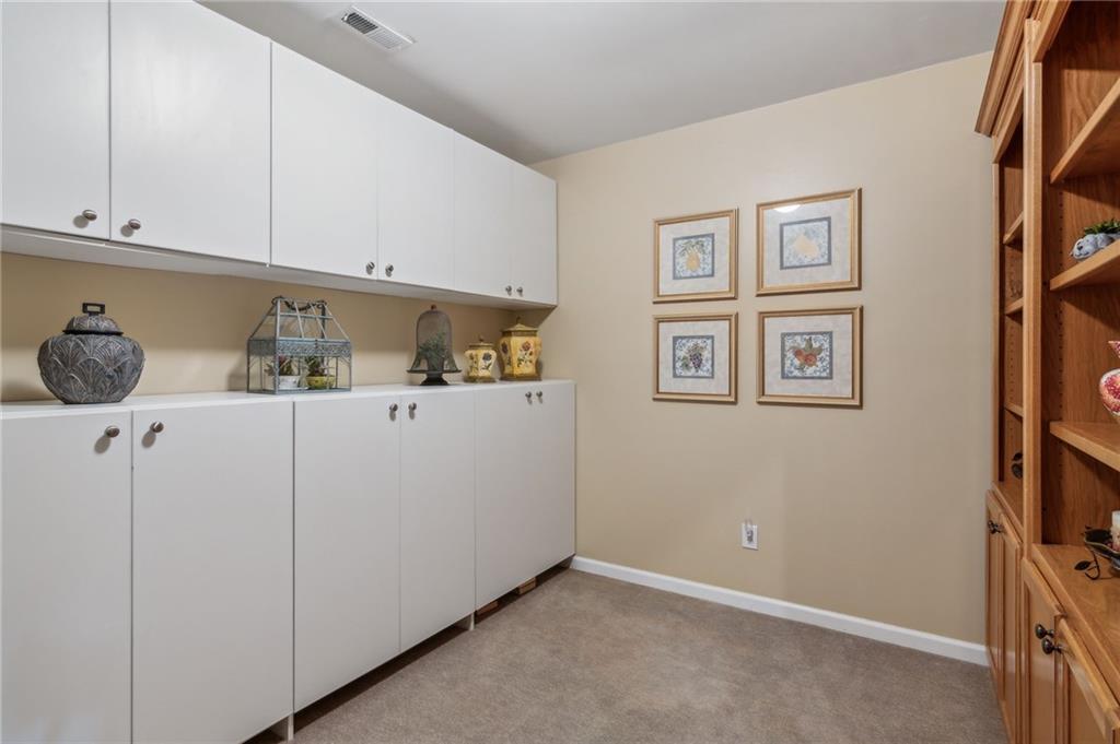 805 Wake Robin Drive