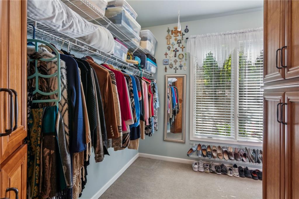 805 Wake Robin Drive