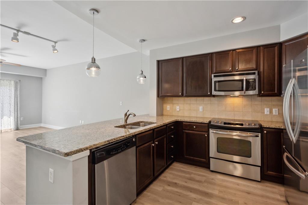 200 River Vista Drive Unit 429