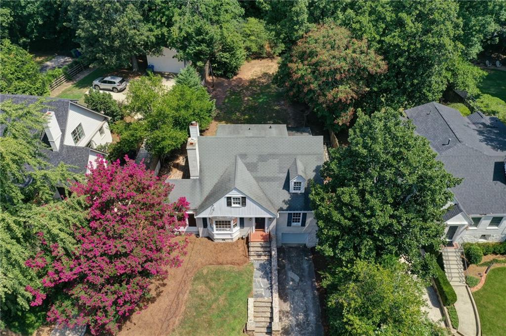 254 Alberta Drive NE