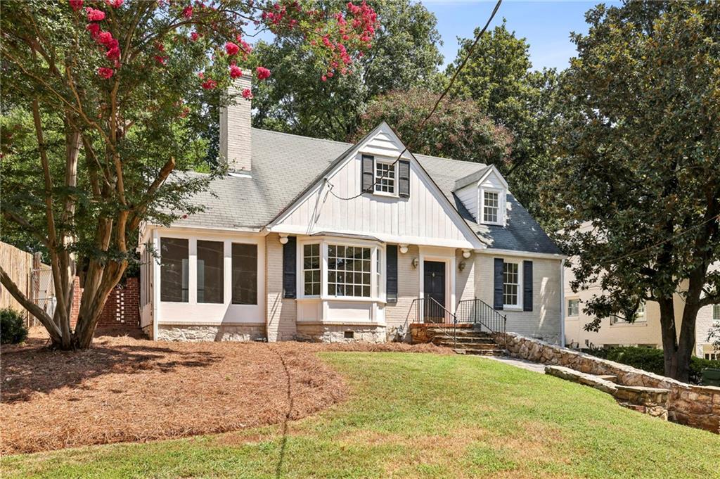 254 Alberta Drive NE