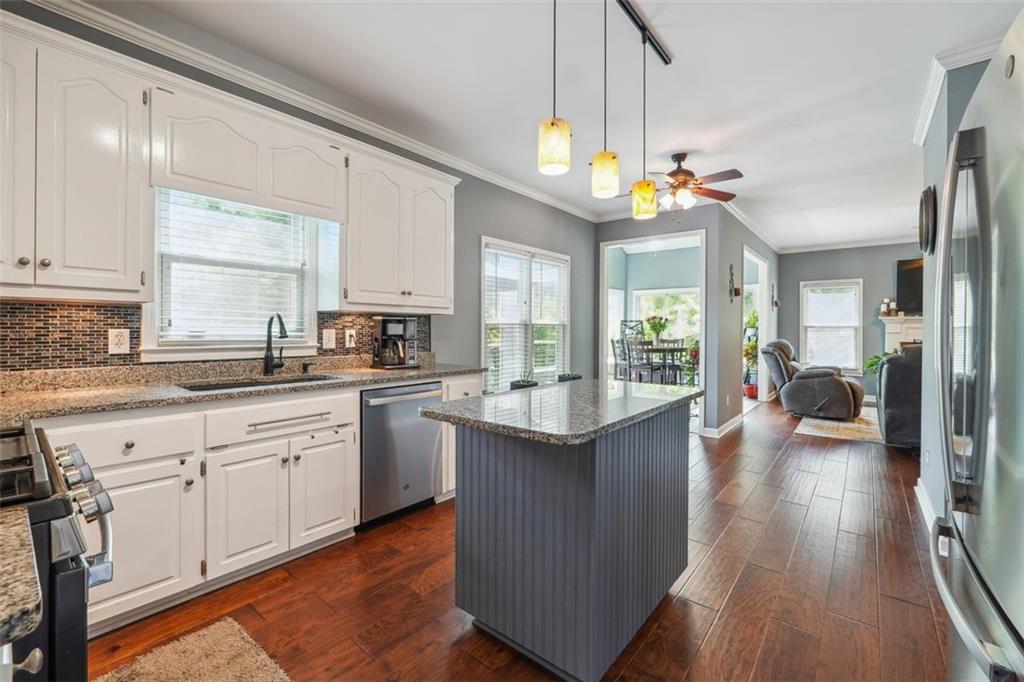 8650 STONE RIVER Drive