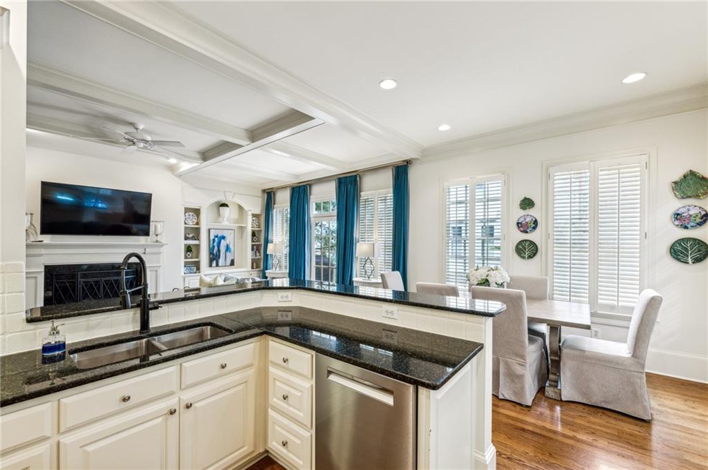 14 Conifer Circle NE