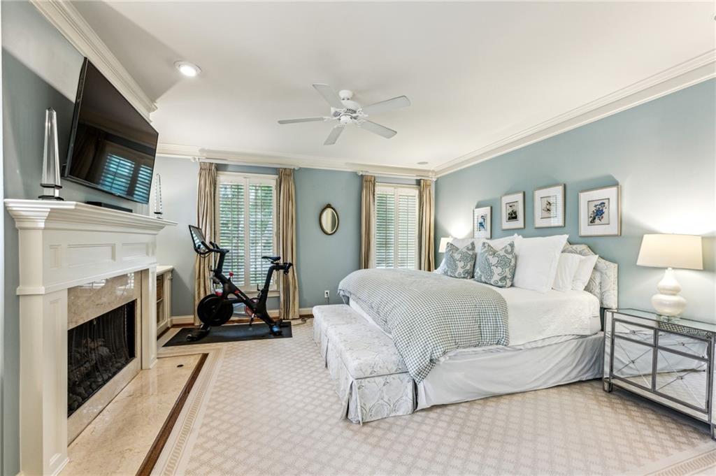 14 Conifer Circle NE