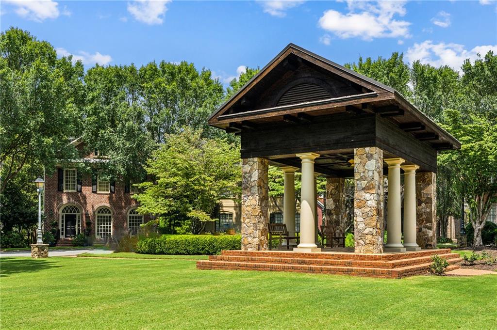 14 Conifer Circle NE