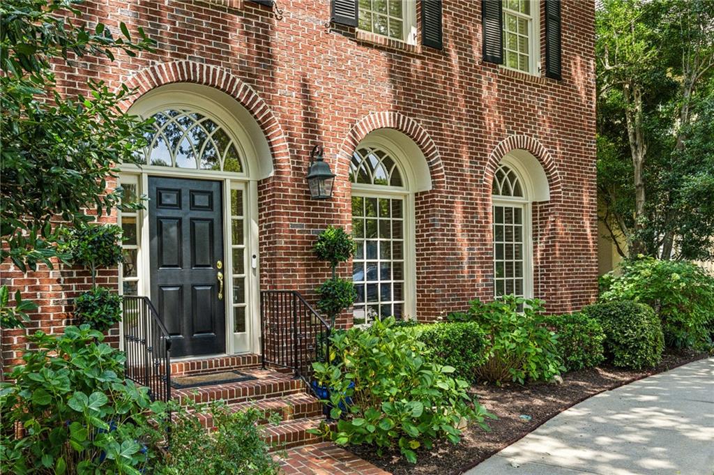 14 Conifer Circle NE