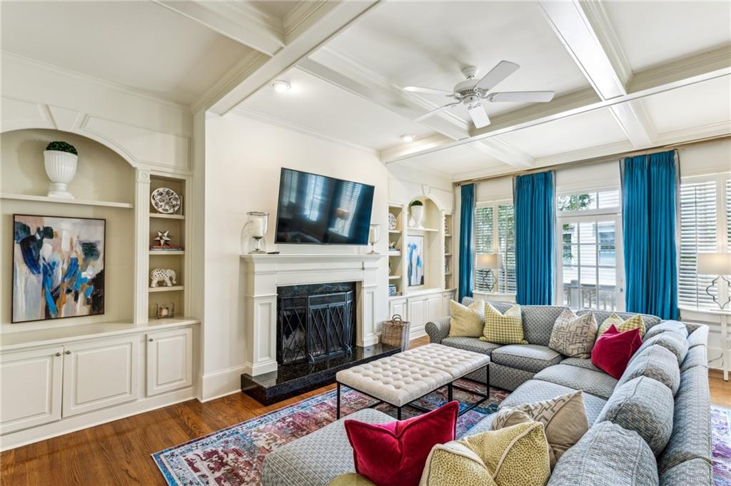 14 Conifer Circle NE