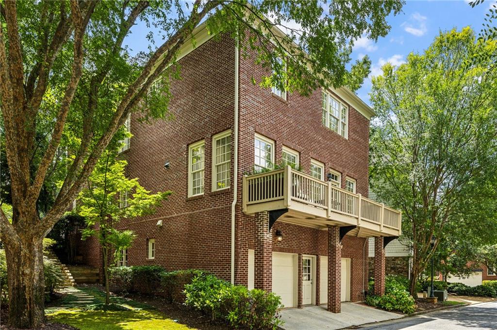 14 Conifer Circle NE