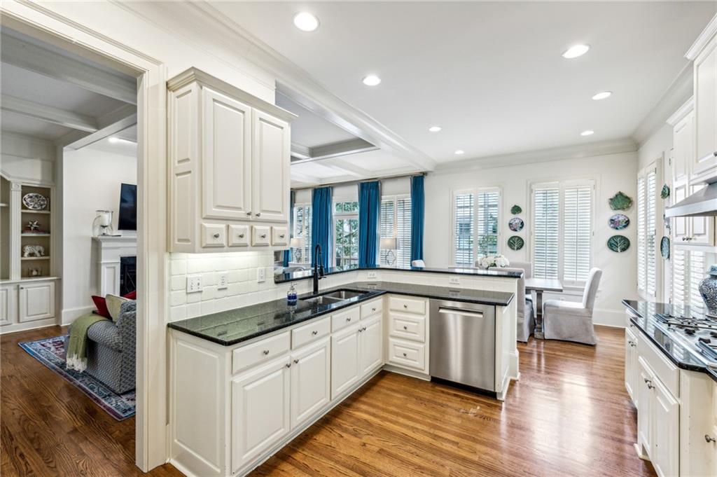 14 Conifer Circle NE