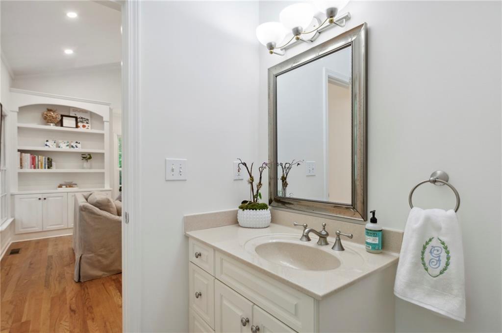 2947 Westminster Circle NW