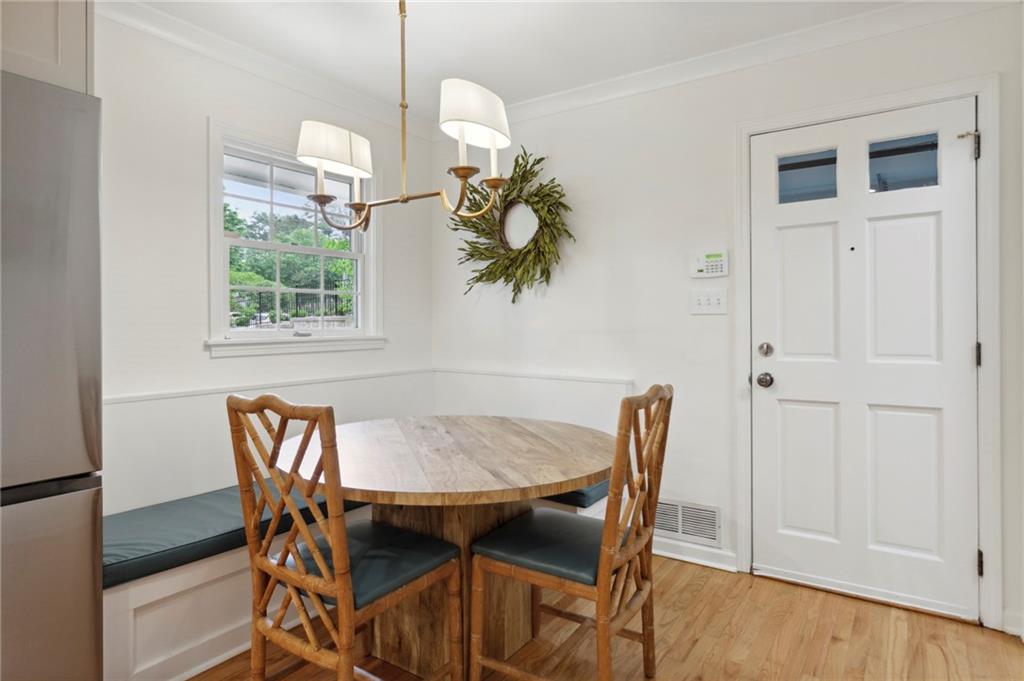 2947 Westminster Circle NW