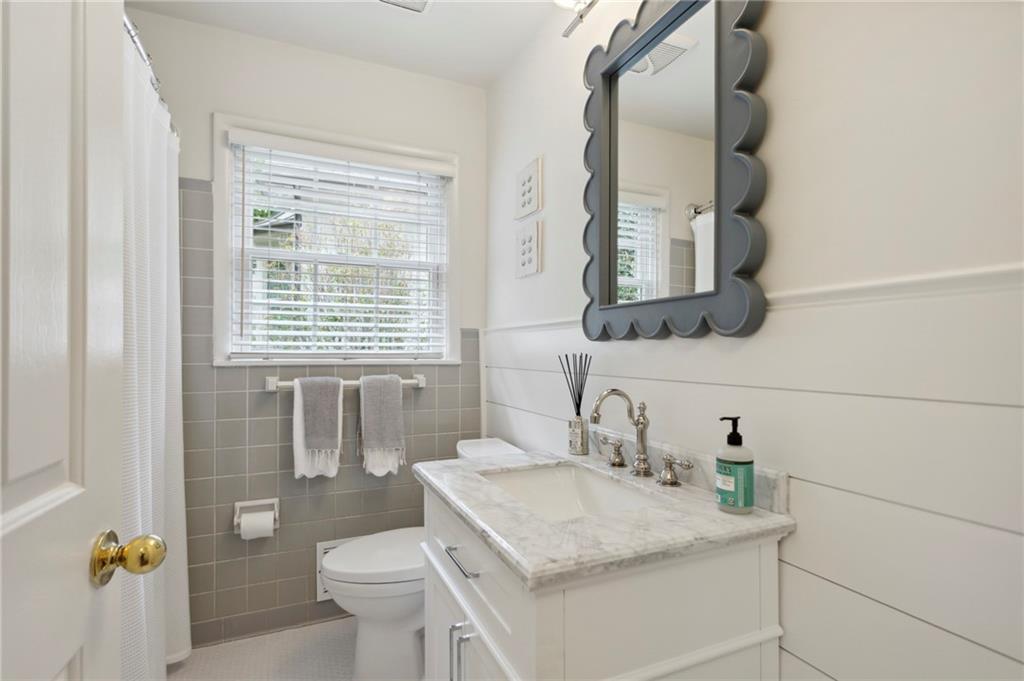 2947 Westminster Circle NW