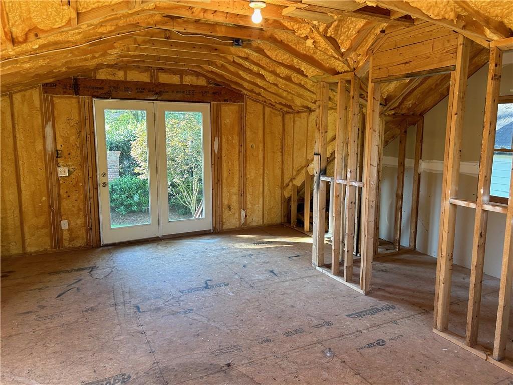 615 Ponce De Leon Place