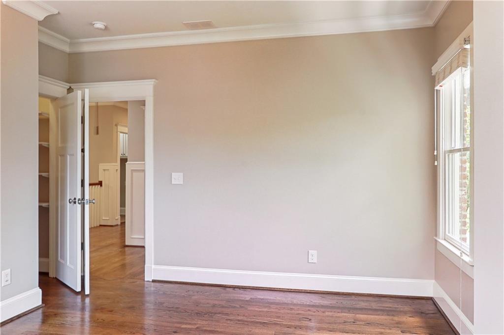 615 Ponce De Leon Place