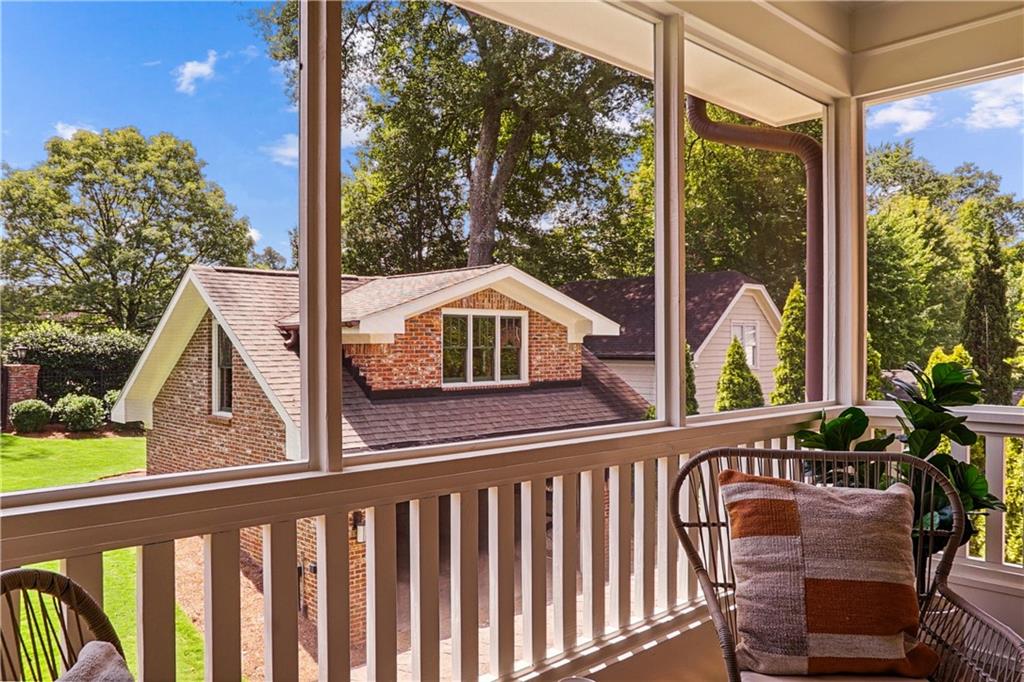 615 Ponce De Leon Place