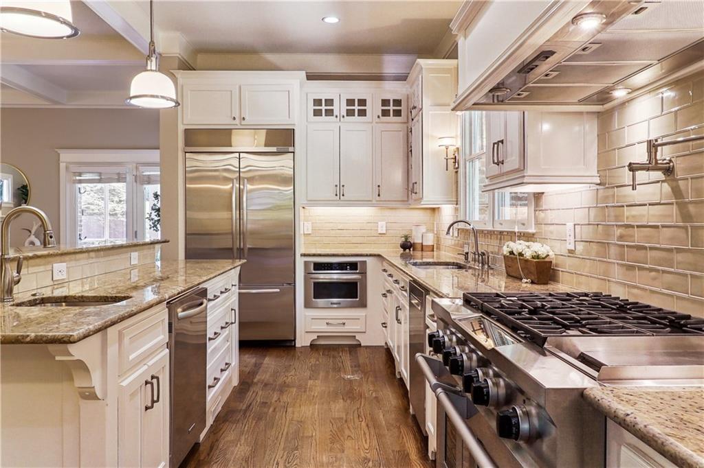 615 Ponce De Leon Place