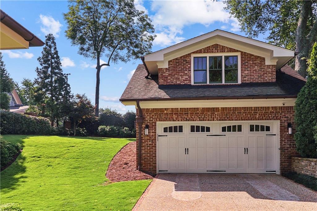 615 Ponce De Leon Place