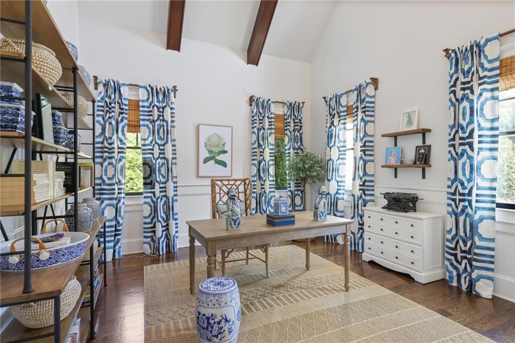 5330 High Point Manor NE