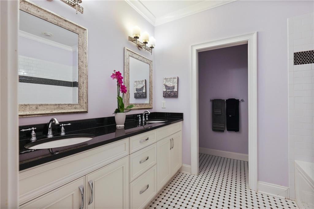 5330 High Point Manor NE