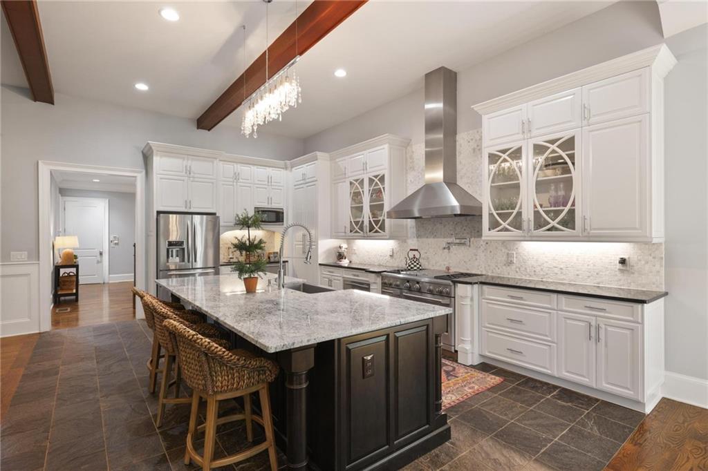 5330 High Point Manor NE