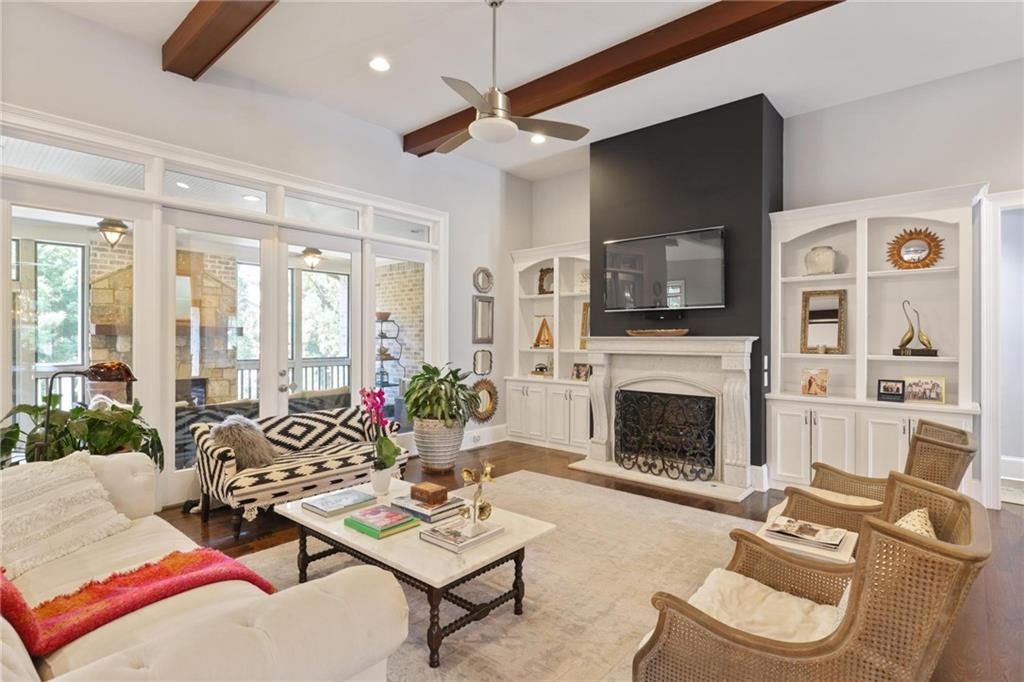 5330 High Point Manor NE