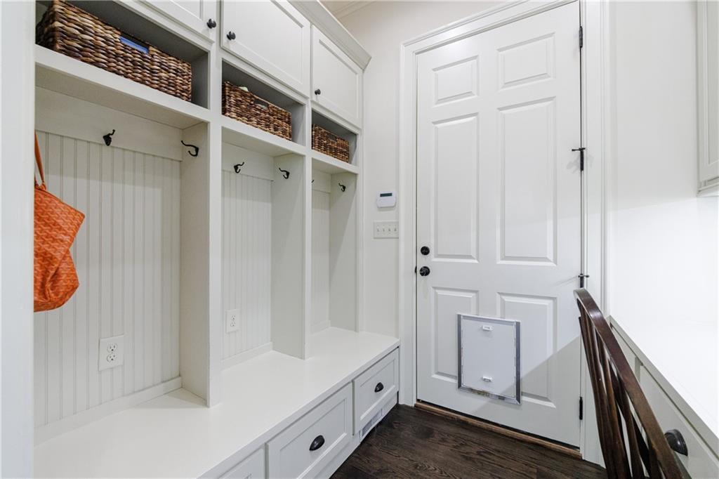 2946 Rockingham Drive NW