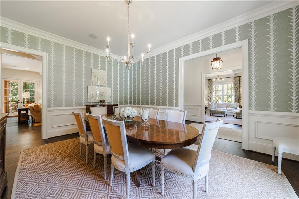 2946 Rockingham Drive NW