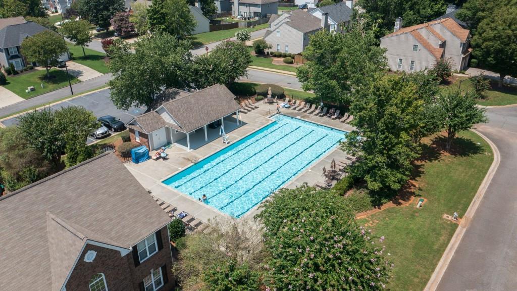 3158 Kirkwood Drive NW