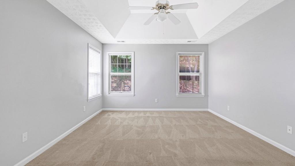 3158 Kirkwood Drive NW