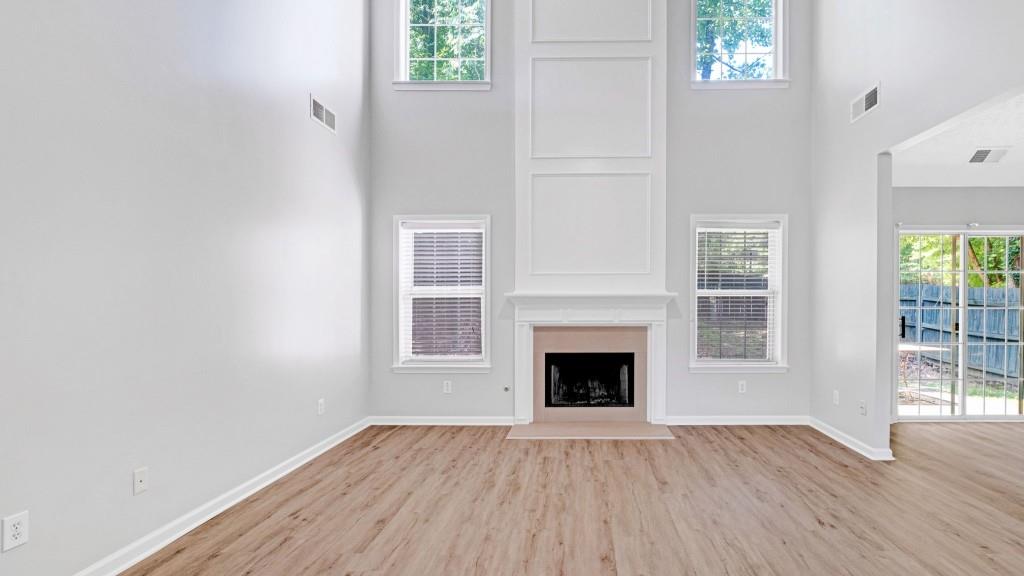 3158 Kirkwood Drive NW