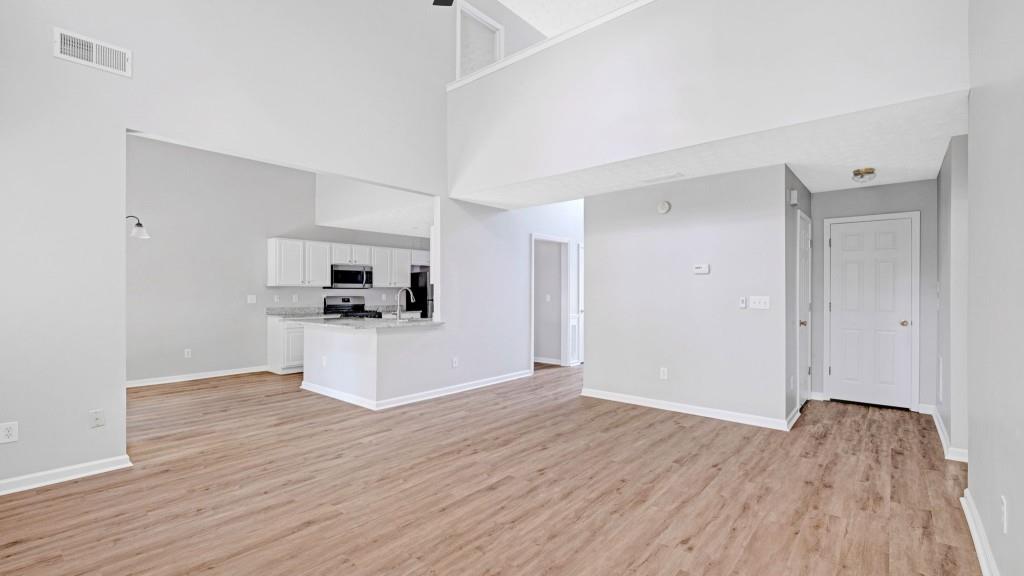 3158 Kirkwood Drive NW