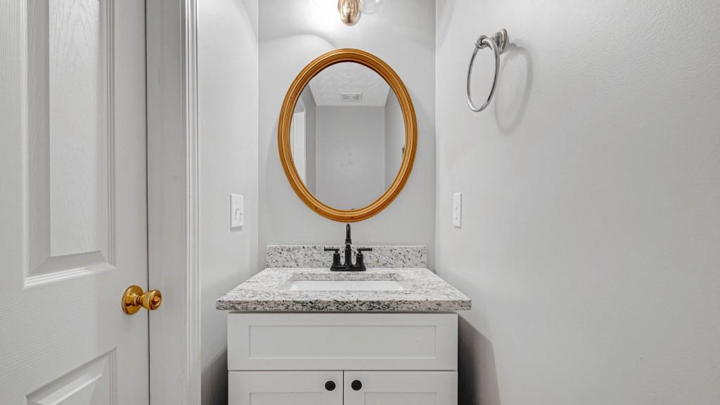 3158 Kirkwood Drive NW