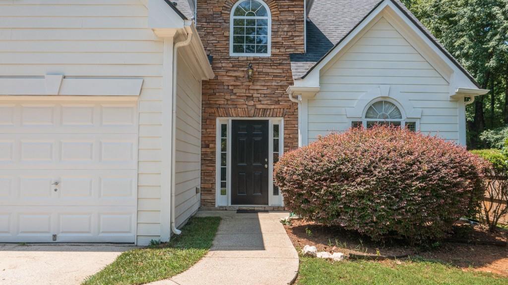 3158 Kirkwood Drive NW