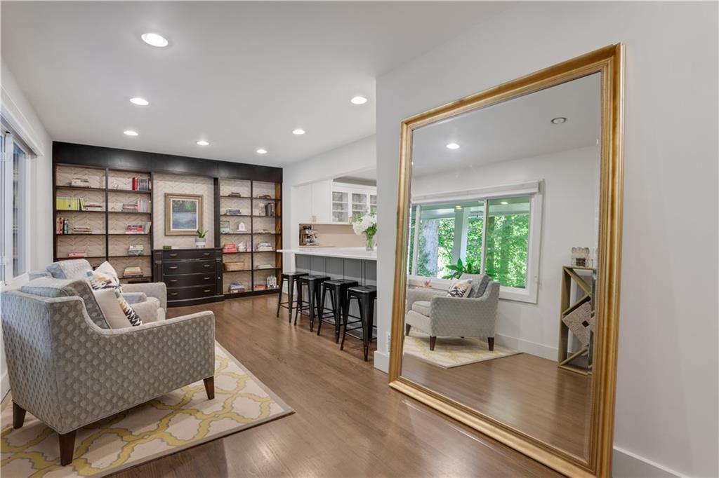 3332 Breton Court NE