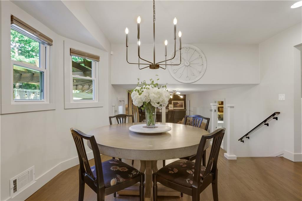 3332 Breton Court NE