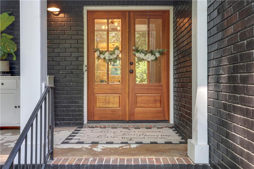 3332 Breton Court NE