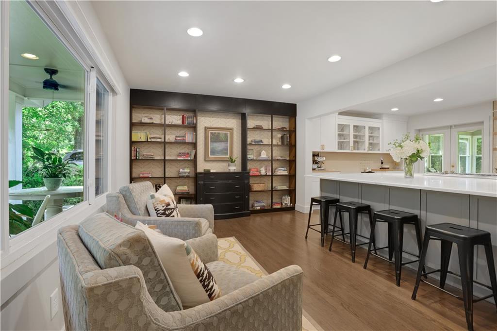 3332 Breton Court NE